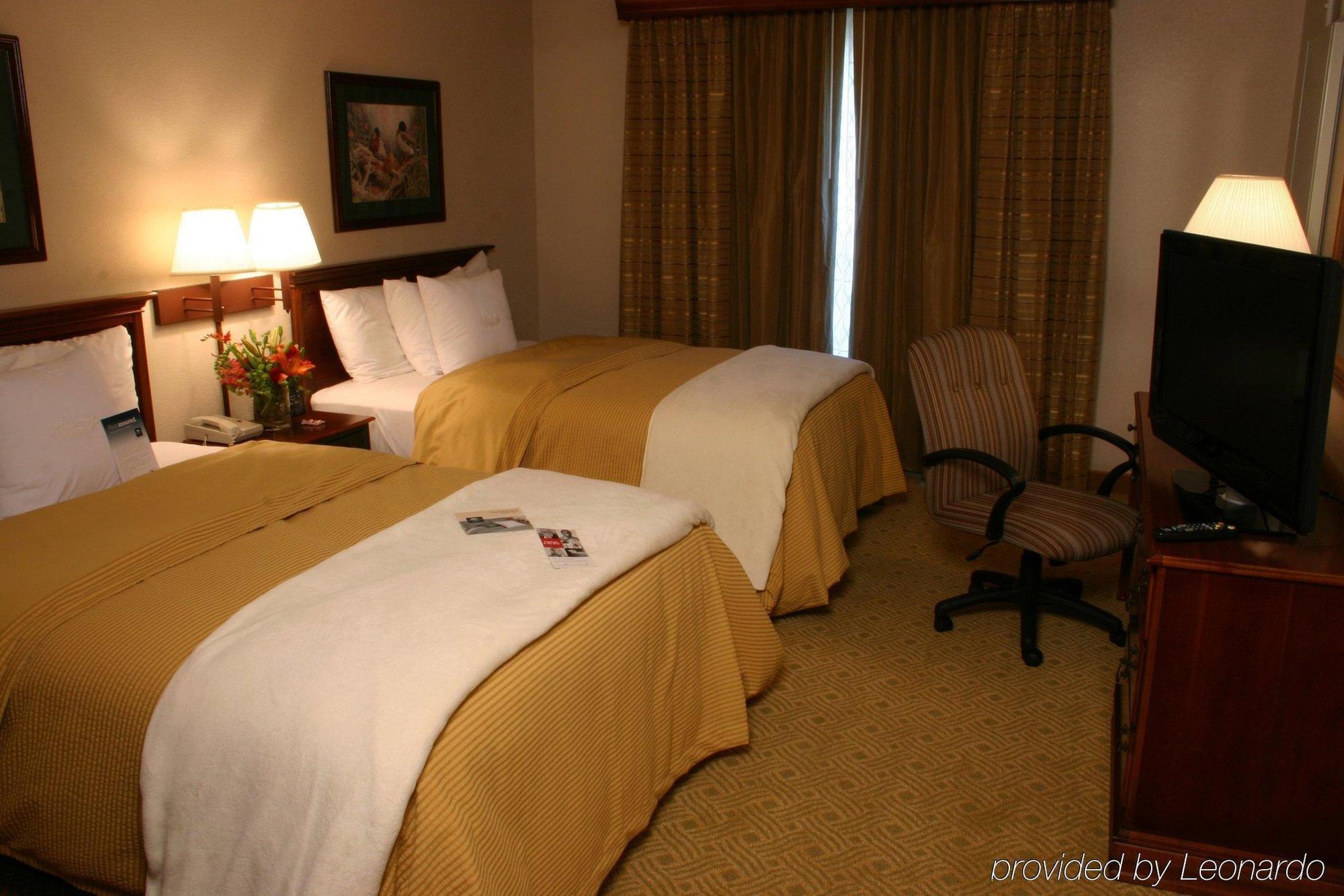 Homewood Suites Hillsboro Beaverton Room photo